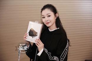 娱乐吃瓜酱服饰监察员,揭秘明星时尚圈背后的秘密